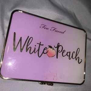 Too Faced White Peach Pallet